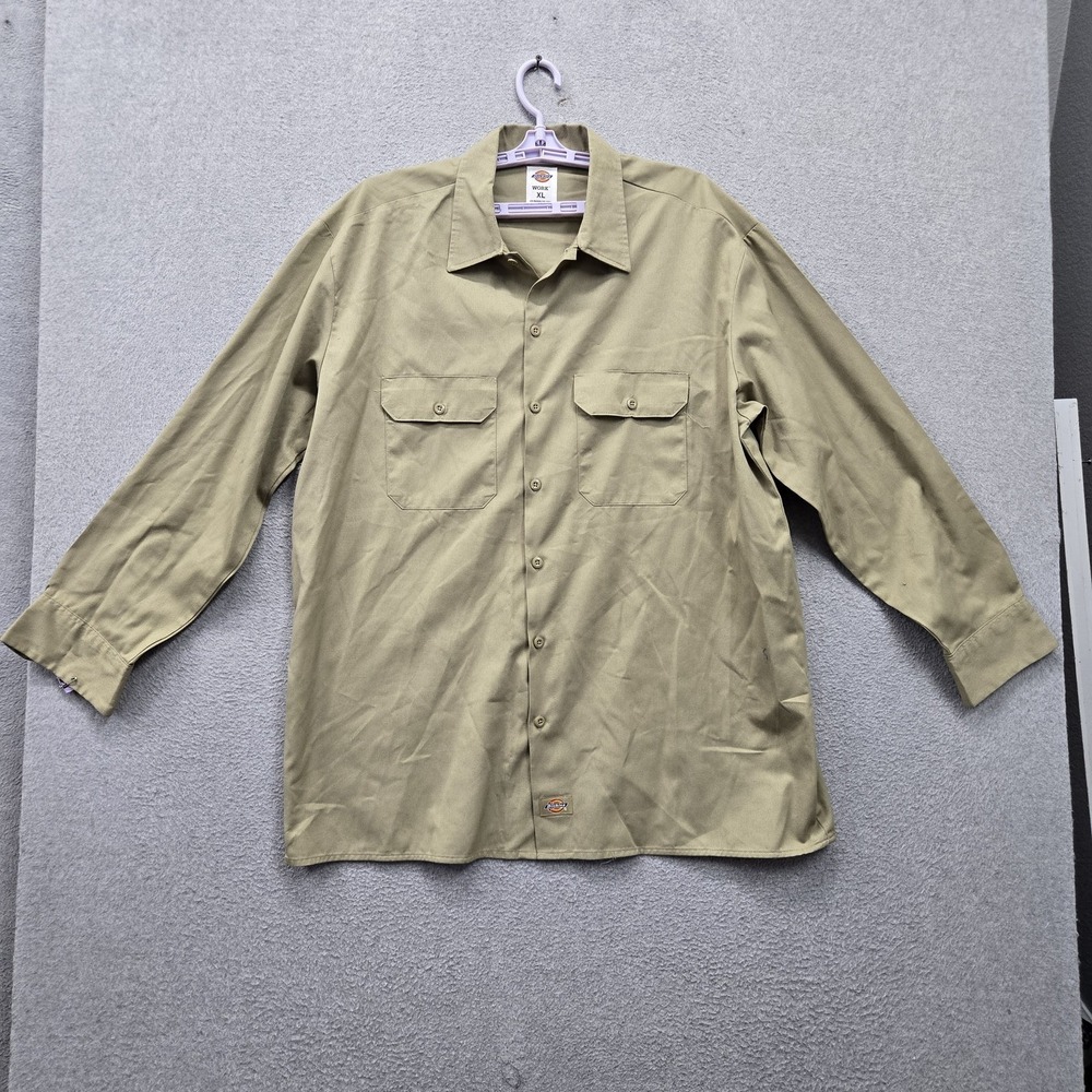 Dickies Men Button Up Shirt XL Khaki Work Twill Logo Long Sleeve Pockets Collar